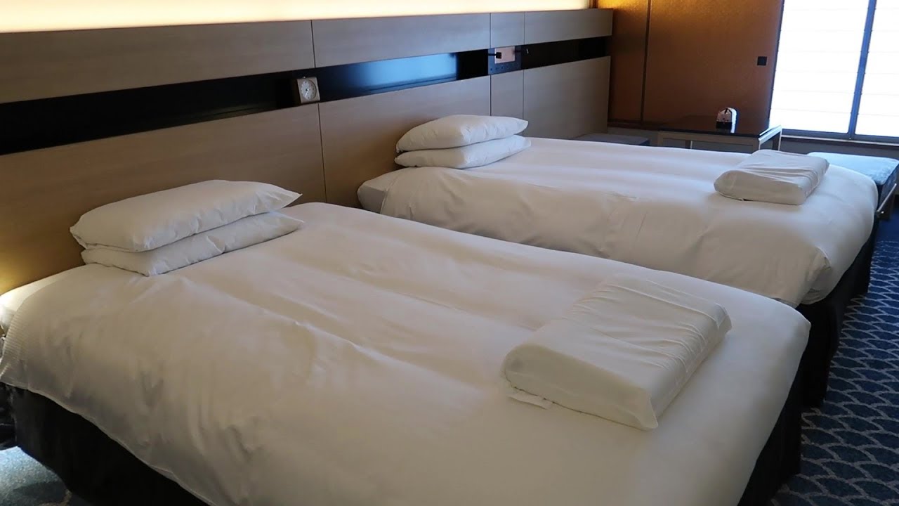 Hilton Tokyo Bay Room Tour | Tokyo Disney Resort - Twin Hilton Room Ocean View