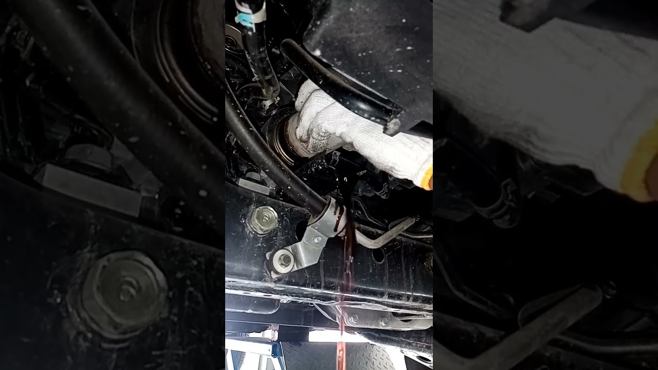 Nissan Petrol oil filter change #carservise #nissan #maintance