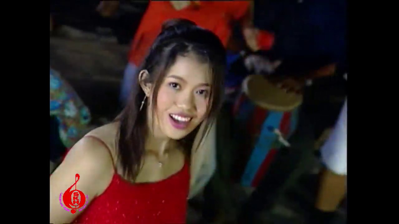 สามตอง,เอาใจ๋หญิงคืนไป,อาลัยน้องเมีย(เมดเลย์ 3 เพลง) โดย  บุญศรี รัตนัง