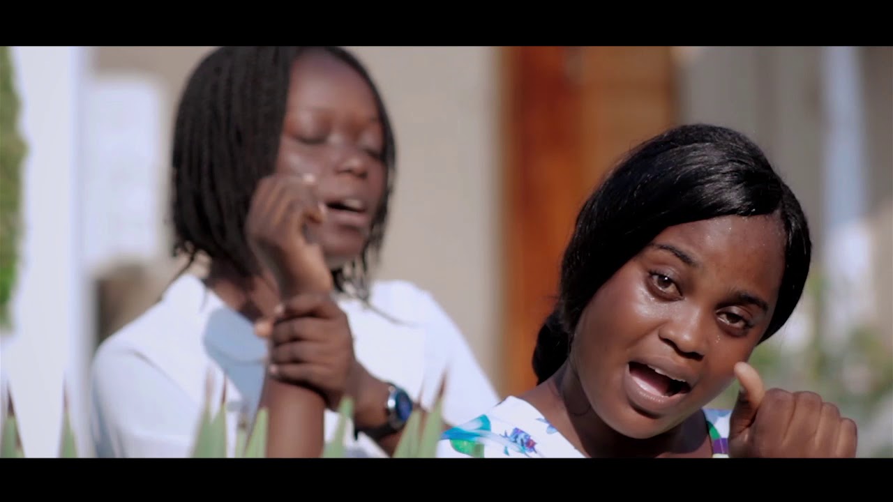 SOEUR LIZE  MAKITA GARDE LA FOI 2
