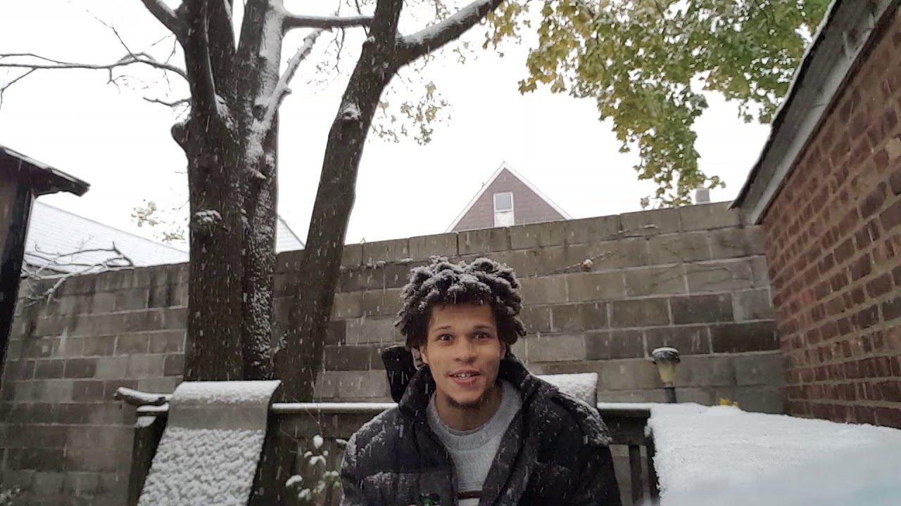 Blowing Clouds in the Snow | SMOKE SESH