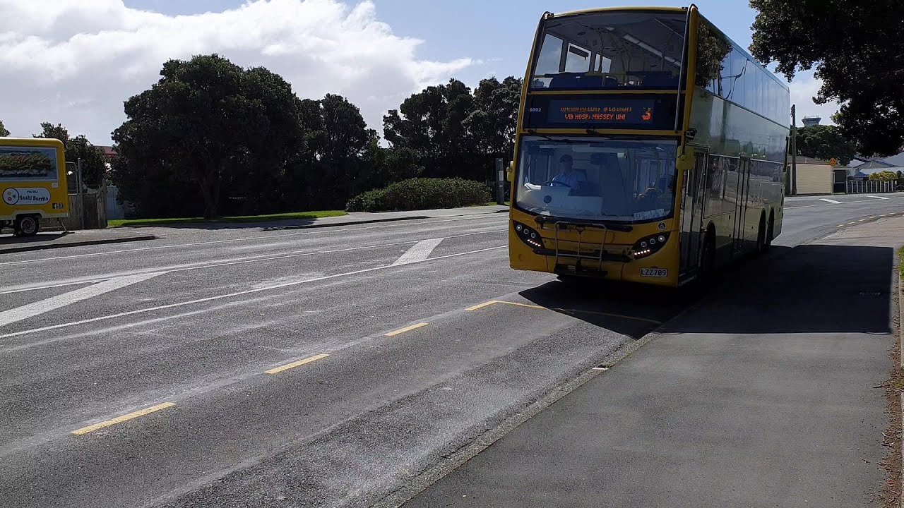 No.3 Double Decker Bus trip. Rongotai - Wellington Railway Station. Metlink NZ Bus. September 2020