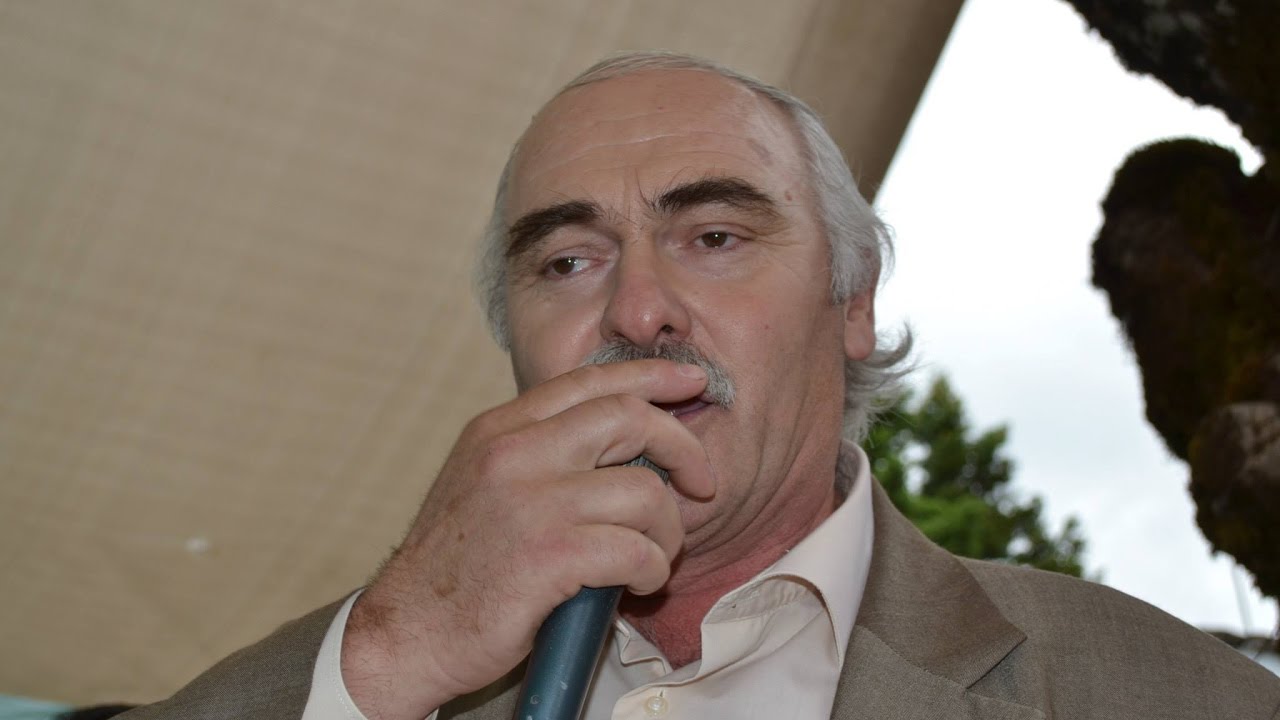 Με γέλασαν μια χαραυγή  Γεροδήμος Κωνσταντίνος