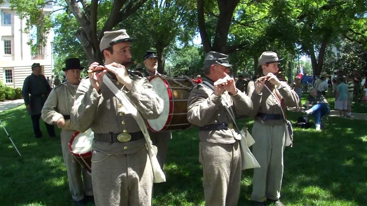 Old 1812 Quickstep - Carolina Fifes and Drums