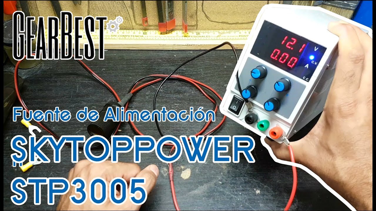 SKYTOPPOWER STP3005 Fuente de Alimentaci&oacute;n Regulable de la CC 30V / 5A. SKYTOPPOWER DC Power Supply