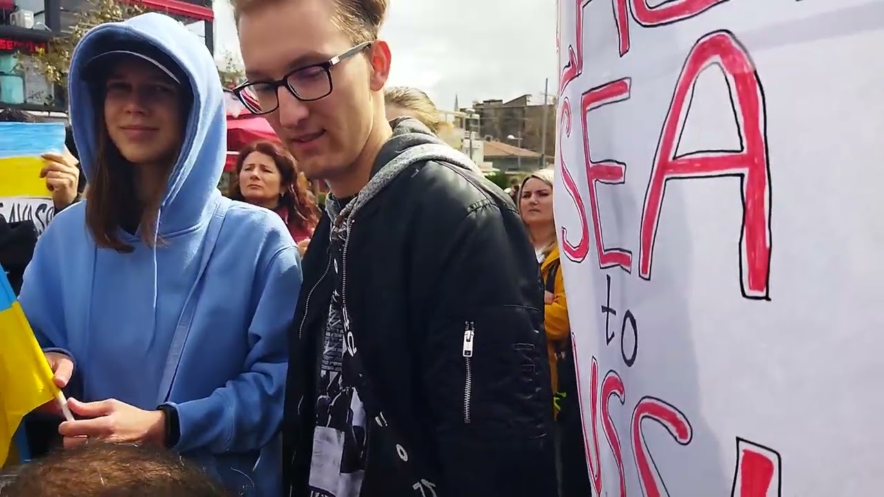 Митинг в поддержку Украины. Анталья, 25 февраля 2022 года. Ukrayna'ya destek mitingi. Antalya