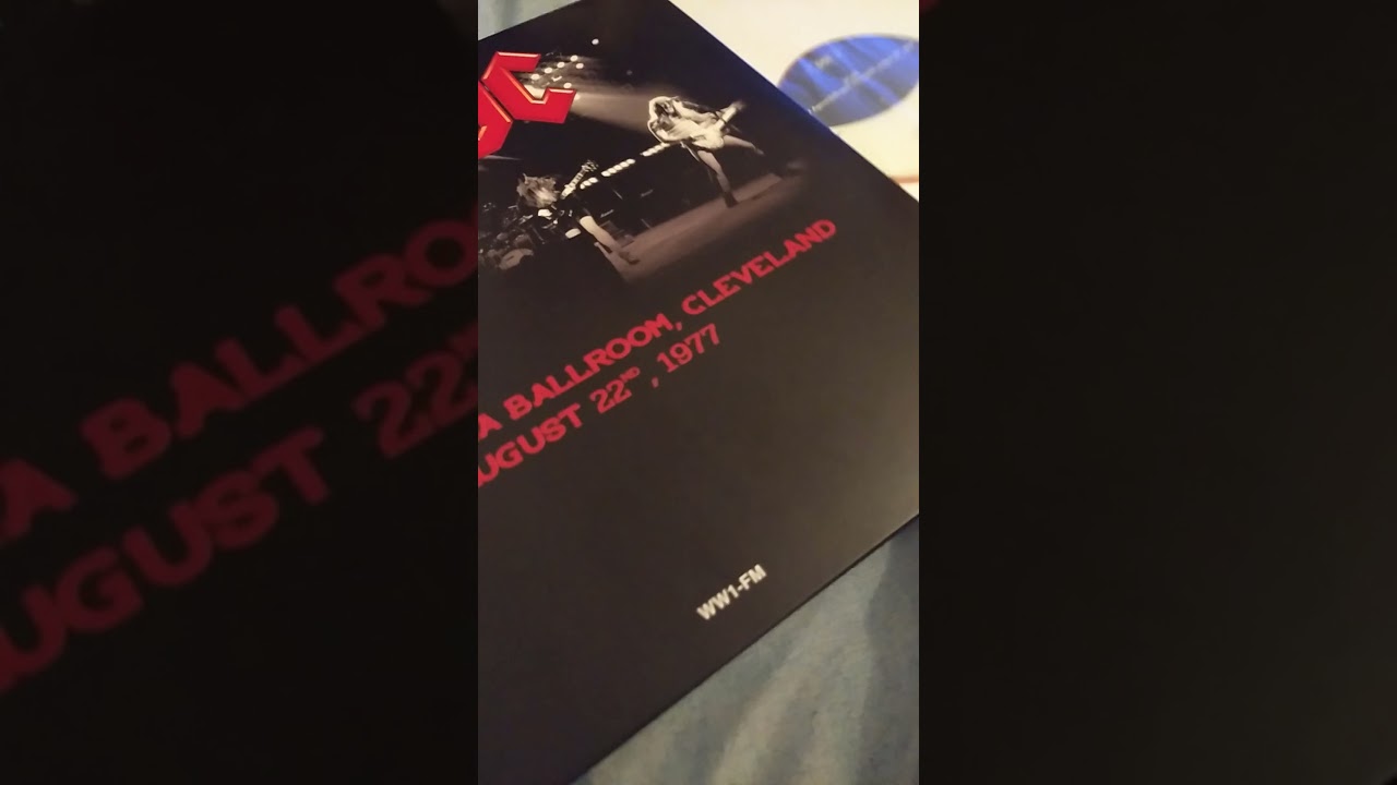 AC/DC Live At Agora Ballroom Cleveland August 22, 1977 Gramofonska Ploča