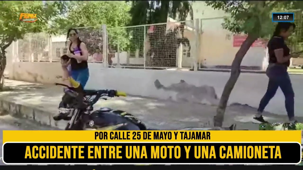 Accidente entre una moto y una camioneta