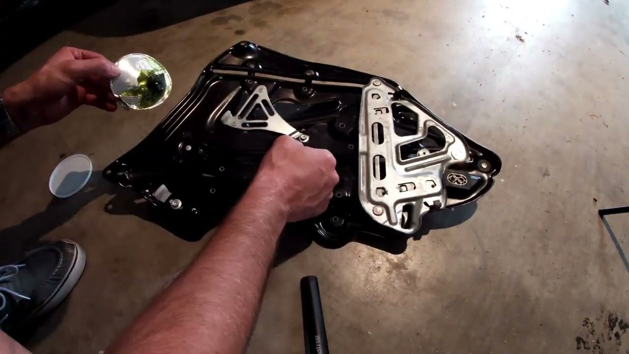 How to Fix your Rear Window for a 2004 - 2010 Mercedes CLK W209