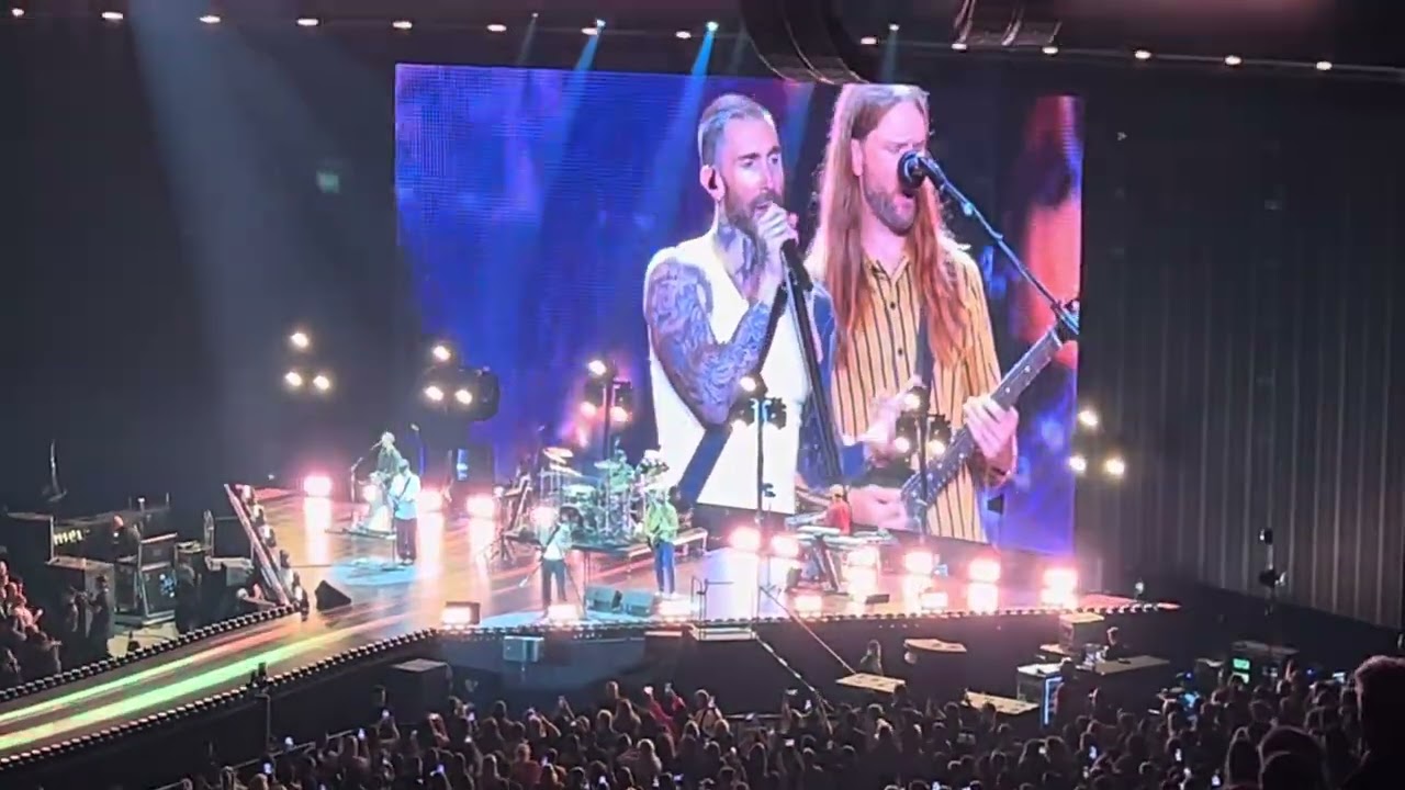 MAROON 5 Portland Oregon at the Moda Center 10-23-2025