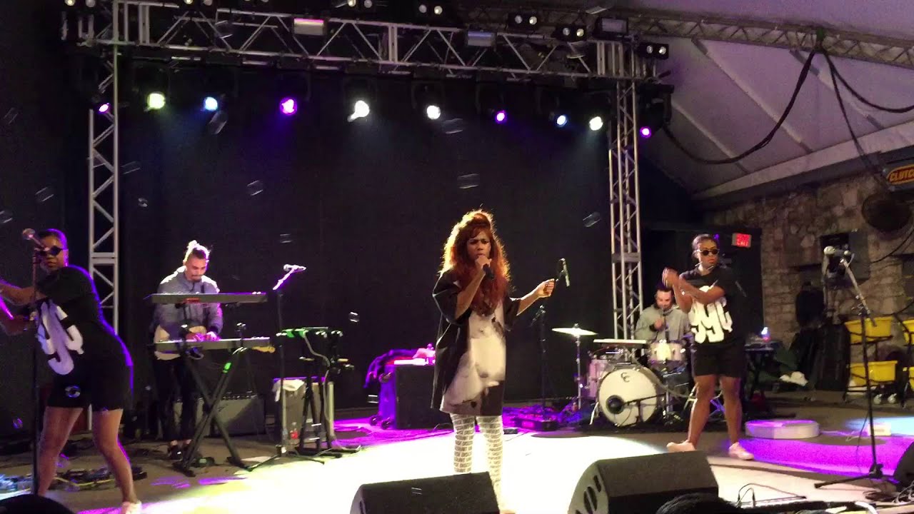 Santigold (Live) // Disparate Youth // Live at Stubbs // SXSW 2016 (18-March 2016)