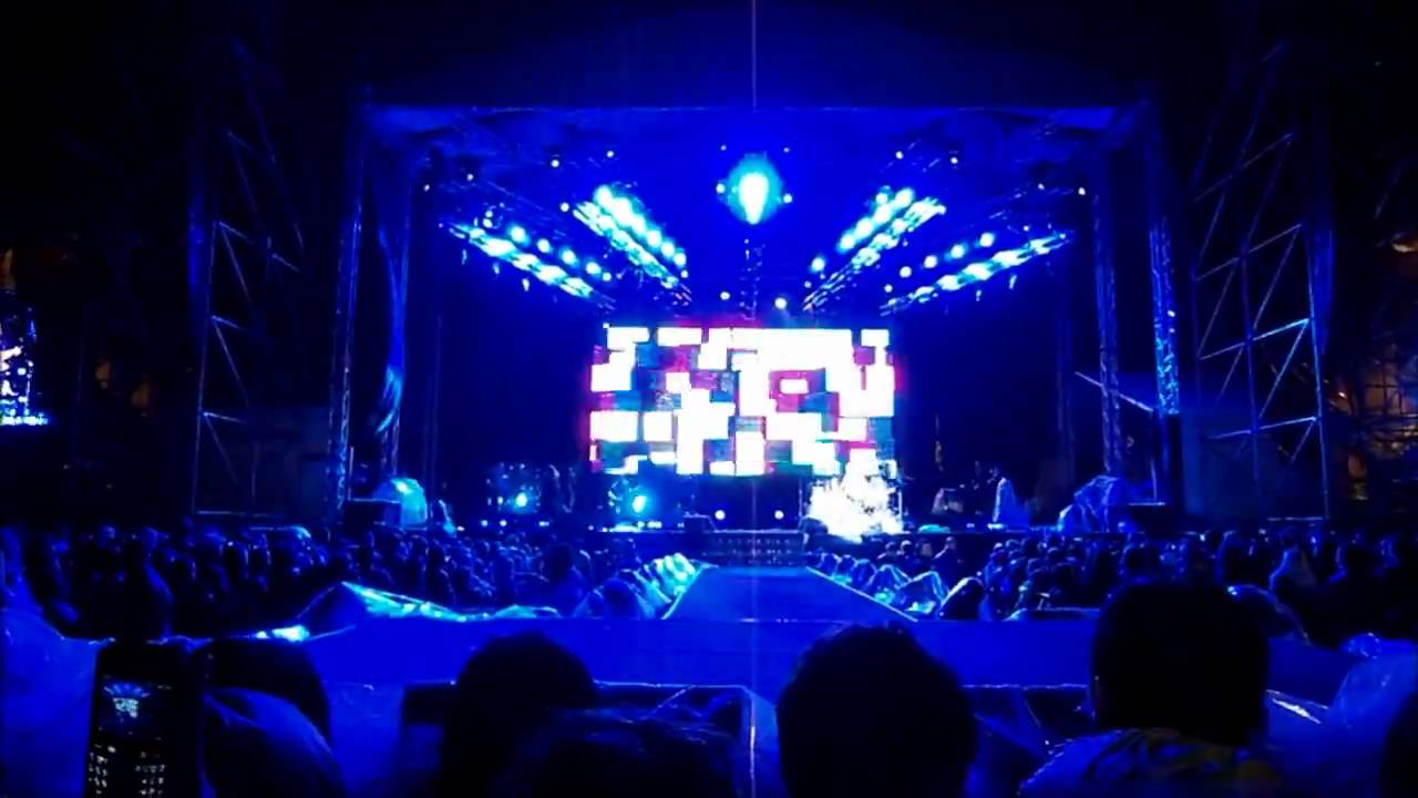 Shakira Concert in Bucharest, Romania, 07.05.2011 - 
