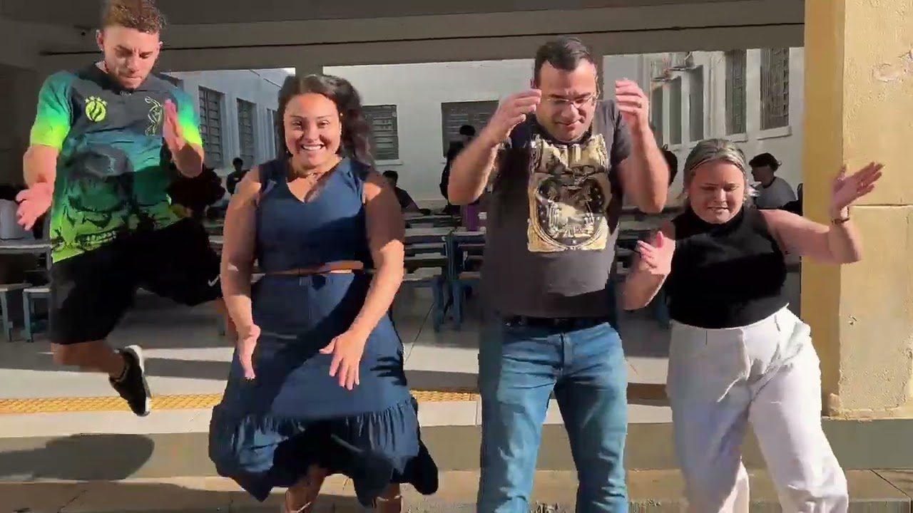 PARÓDIA OLHA A EXPLOSÃO - trabalho de química, 2ºA 2025