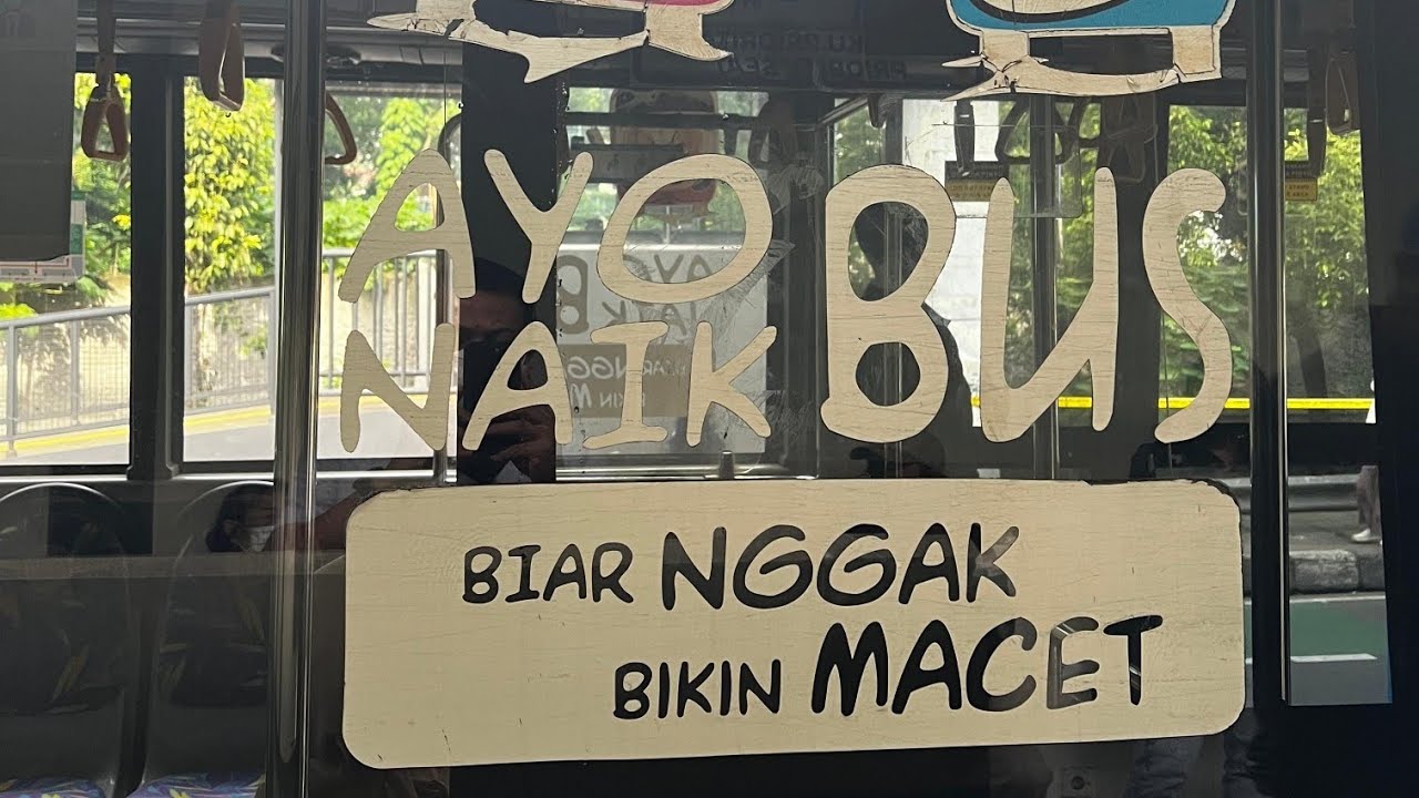Halte Busway Widya Chandra Baru | Ayo Naik Bus Biar Ngga Bikin Macet |
