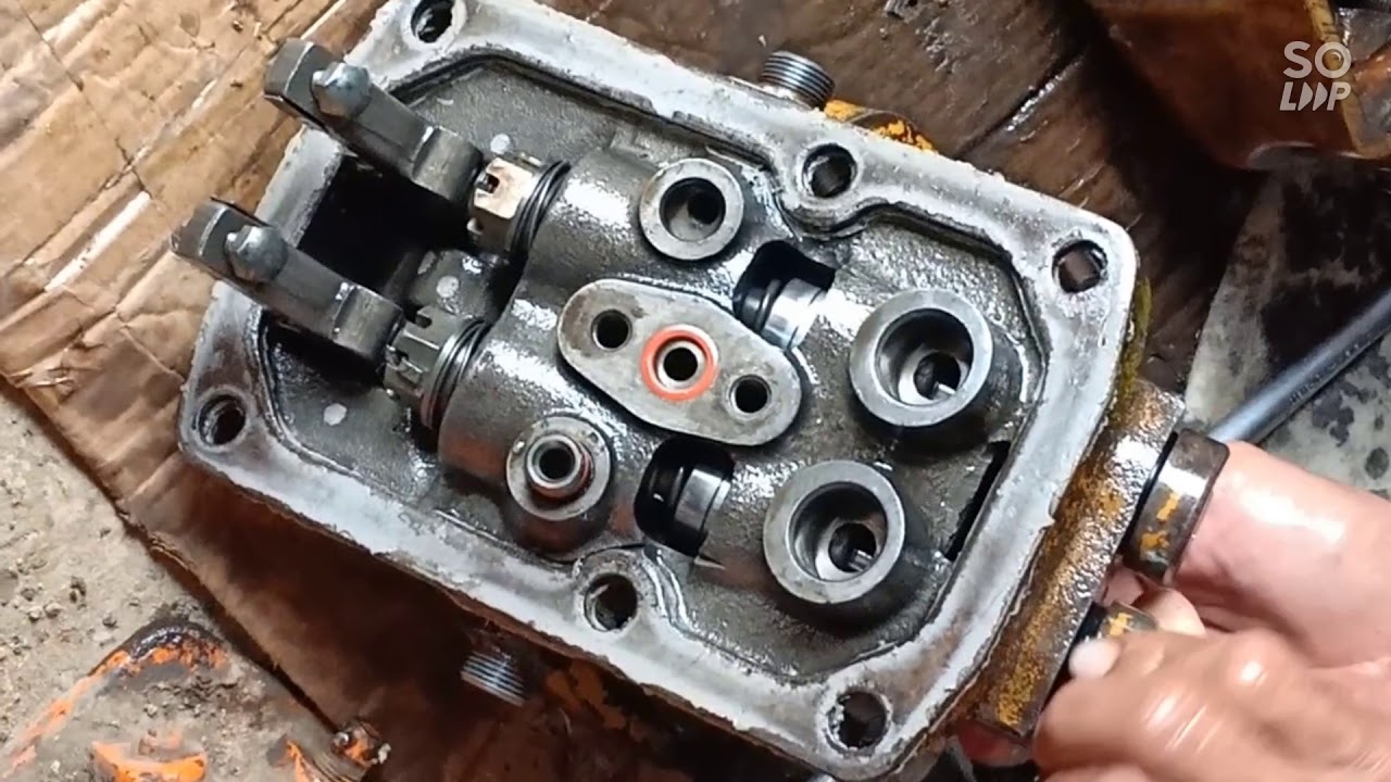 Komatsu D70 control cleaning