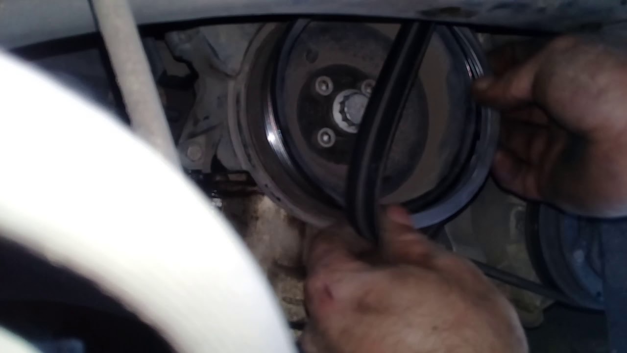 Como colocar la correa elastica de accesorios VW gol trend/ Suran/ Fox / How to change elastic belt