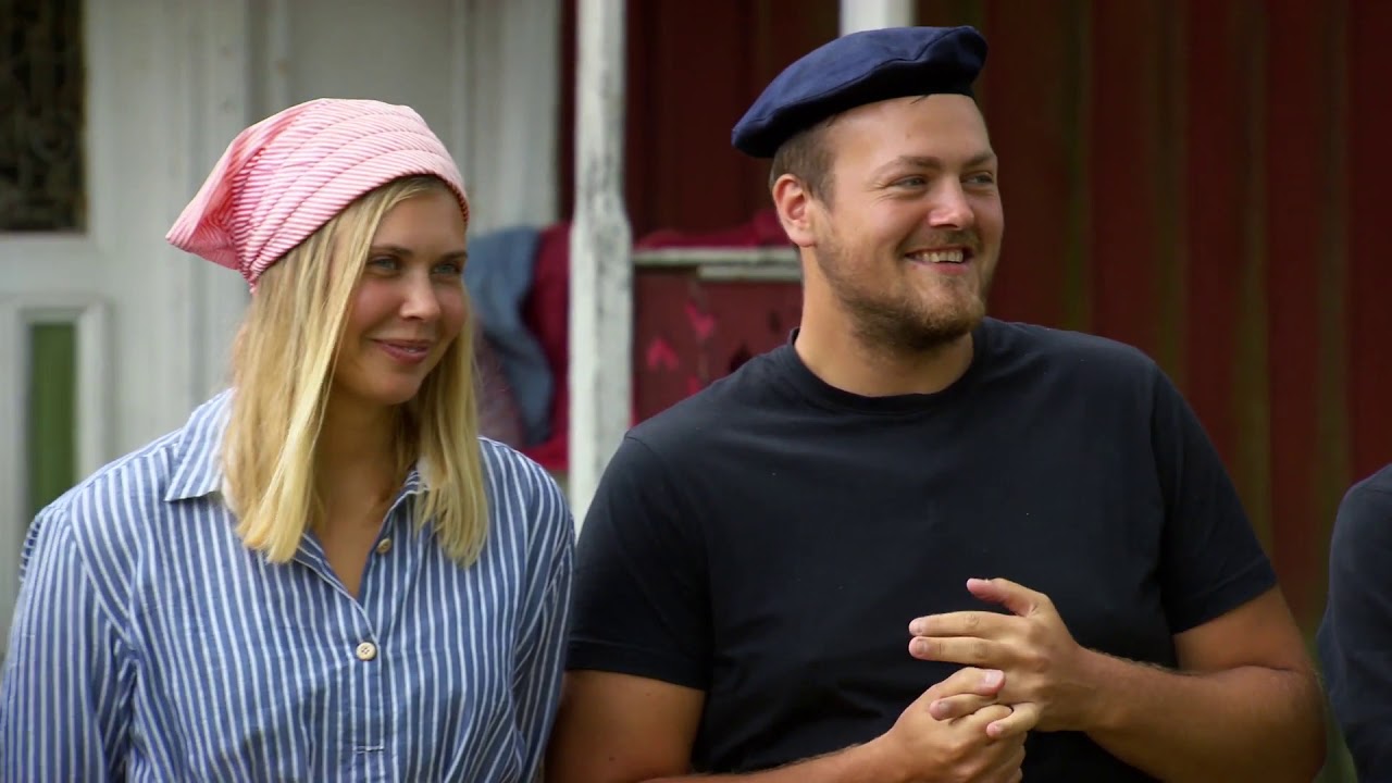Farmarna dansar loss i schottis - Farmen (TV4)