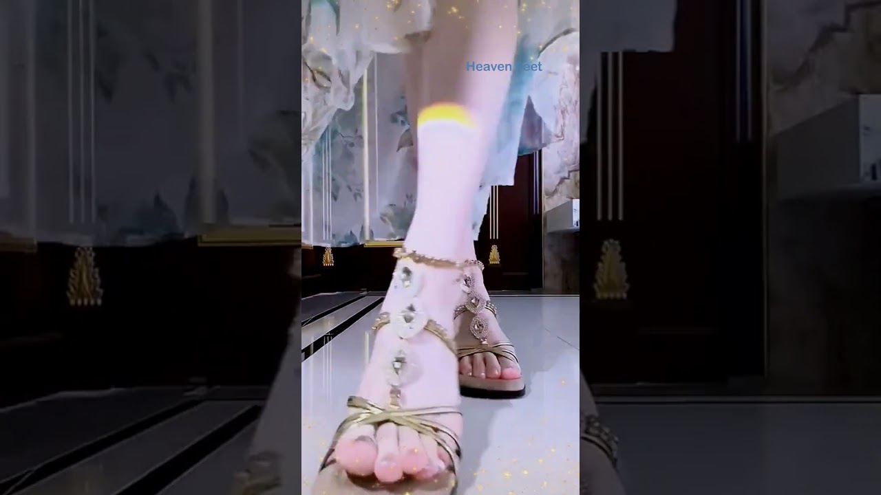 Asian Feet, Pretty Girls feet, celebrity feet, foot love, 
