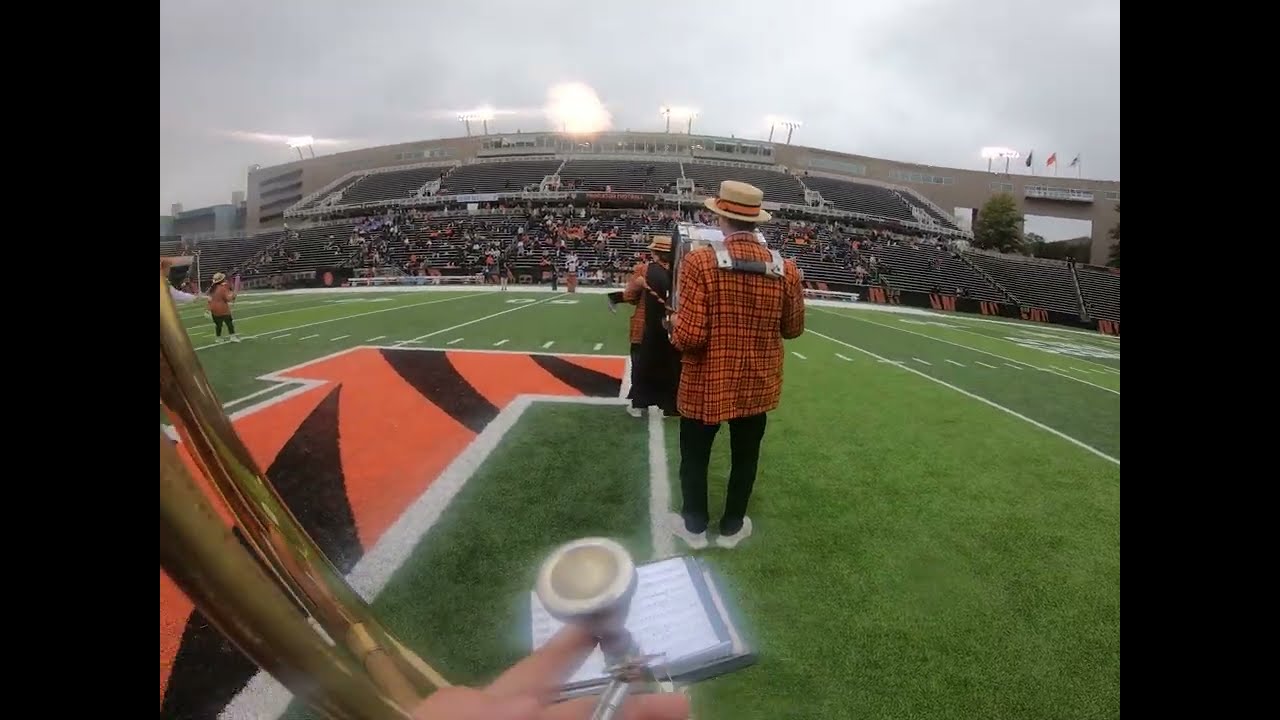 Halftime vs. Mercer 2025