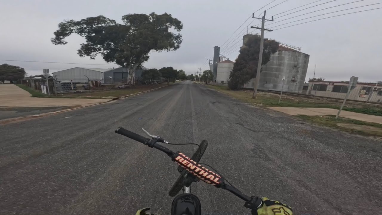 bt100 motorised bike ￼and wheelies