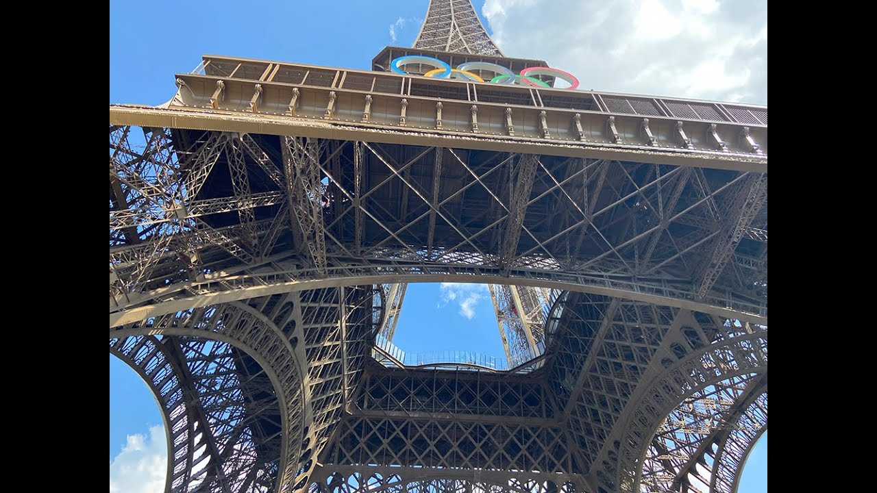 Eiffel Tower Lift to Summit and Down /Ascenseur de la Tour Eiffel jusqu'au sommet et descente - 2024