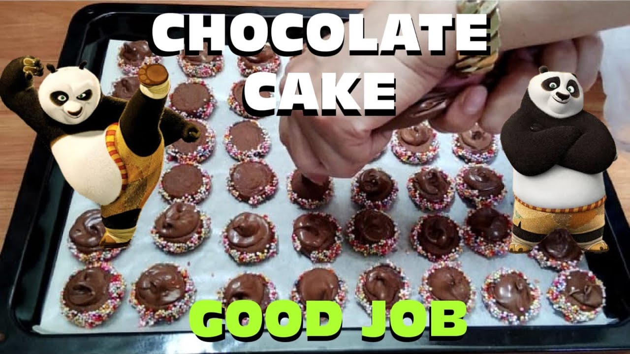 CHOCOLATE CAKE