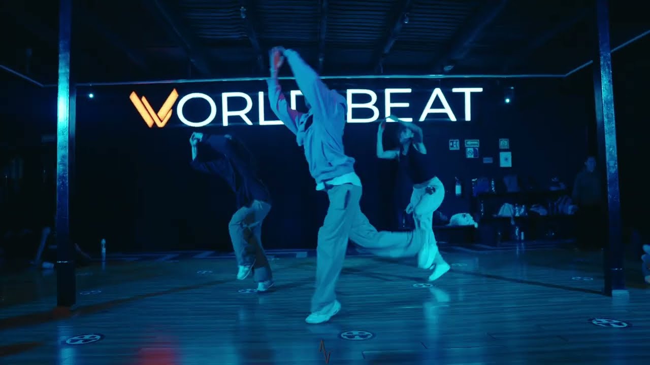COLIMLLO - YOUNG MIKO, TAINY CHOREOGRAPHY BY @johangnzalez at WorldBeat Studio