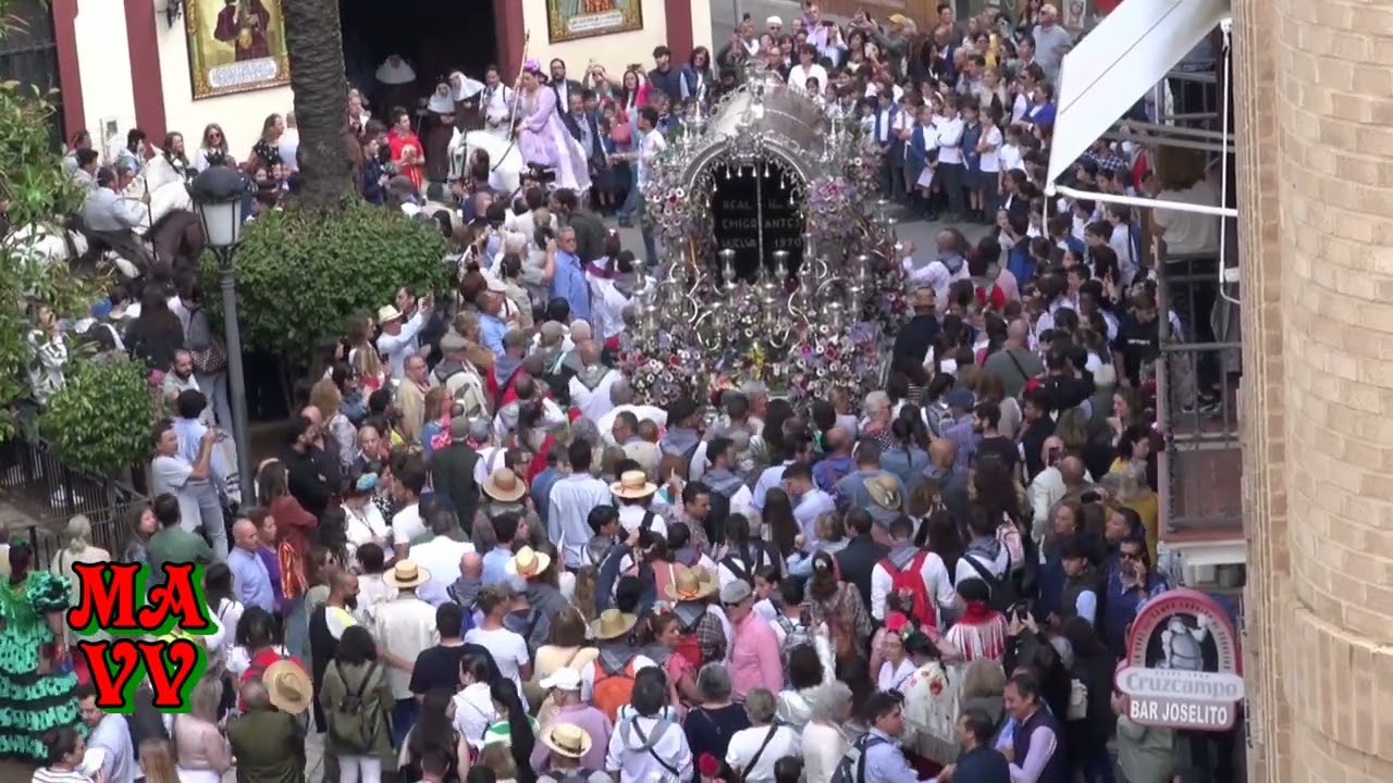Emigrantes en Plaza Niña 2023