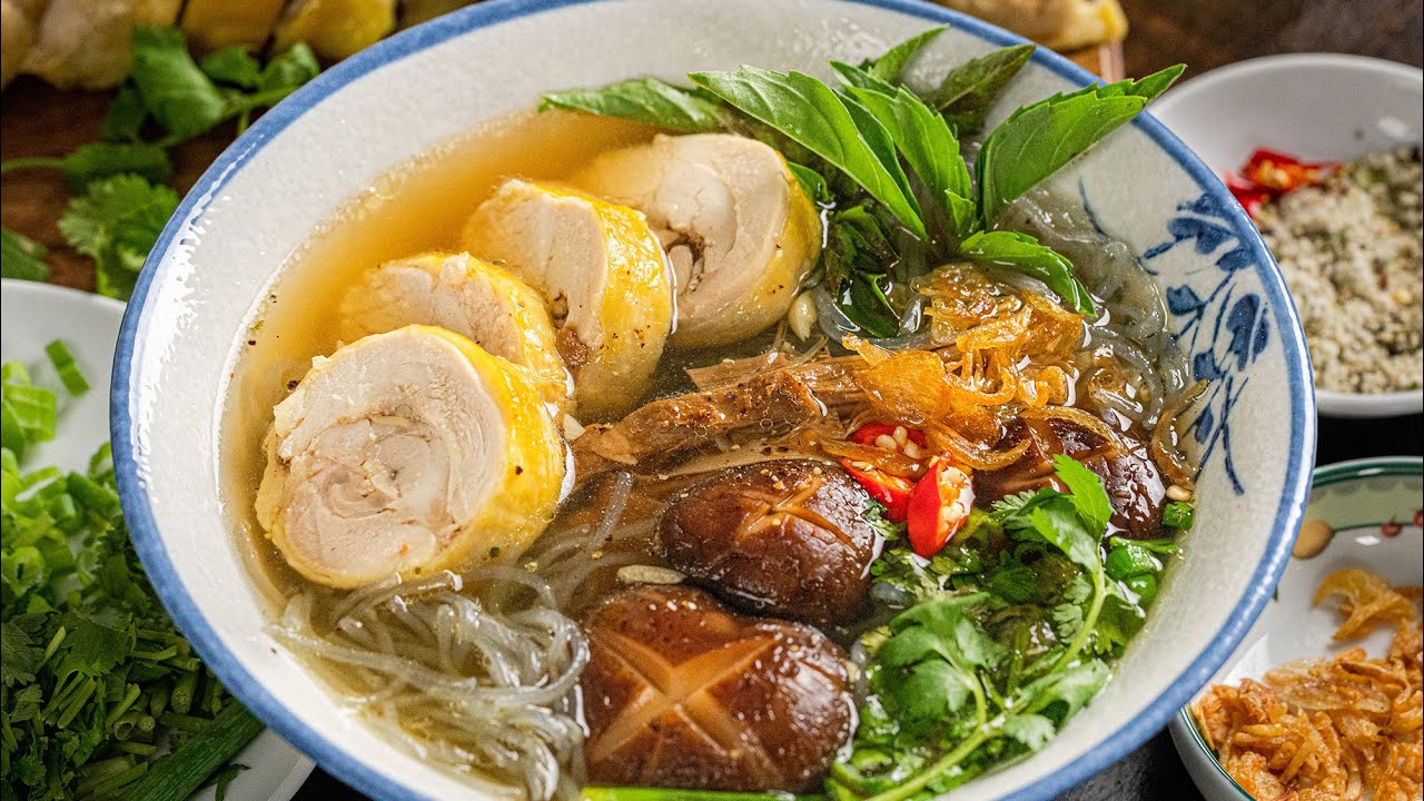 Cách nấu Miến Gà mới toanh giúp thịt gà mềm ngọt đẹp mắt, nước dùng thơm đậm đà | Chicken vermicelli
