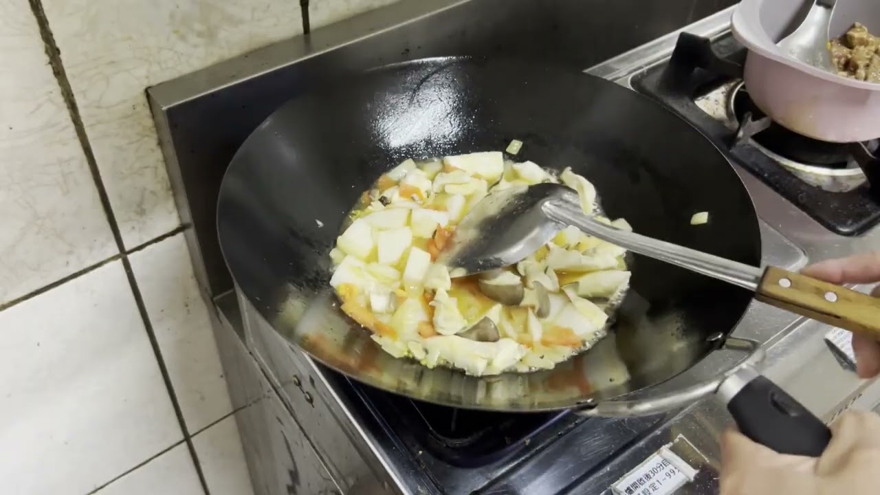 犇牛蔬菜湯做法，好吃營養，牛肉麵、拌飯都好吃
