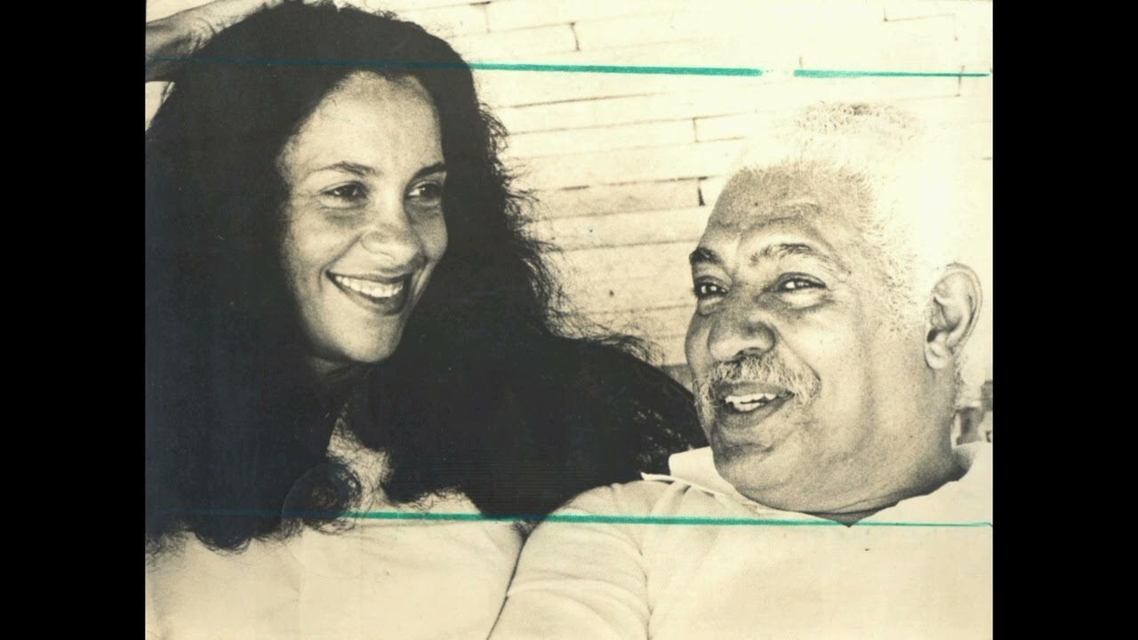 Gal Costa | A vizinha do lado | Ao vivo | 1975/76