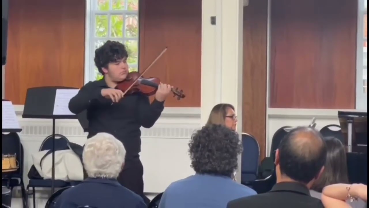 Variazioni su una Tema originale / Wieniawski by Alexander Leon Cerisha