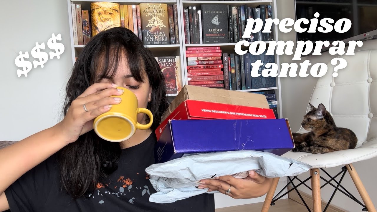 Abrindo livros novos e falando sobre consumismo | UNBOXING📦