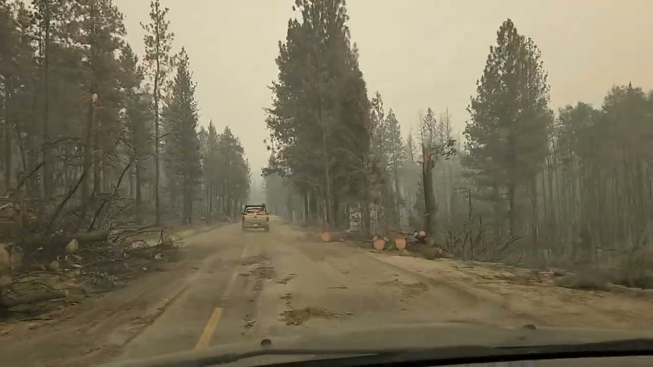 Bald Range Fire.  Evacuating from Fish Lake Rd into Faulder