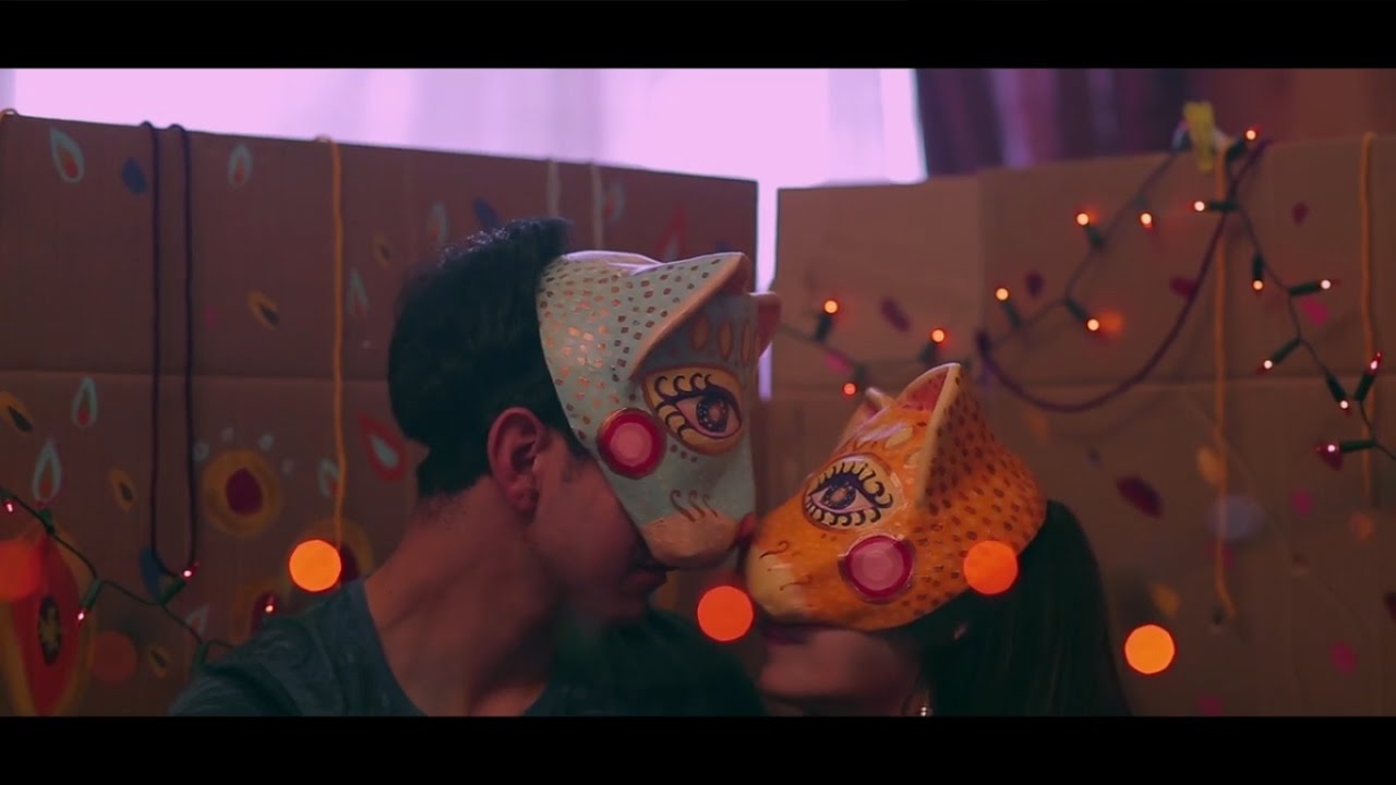 Dulce y Agraz - Me reparto en ti (Video Oficial)