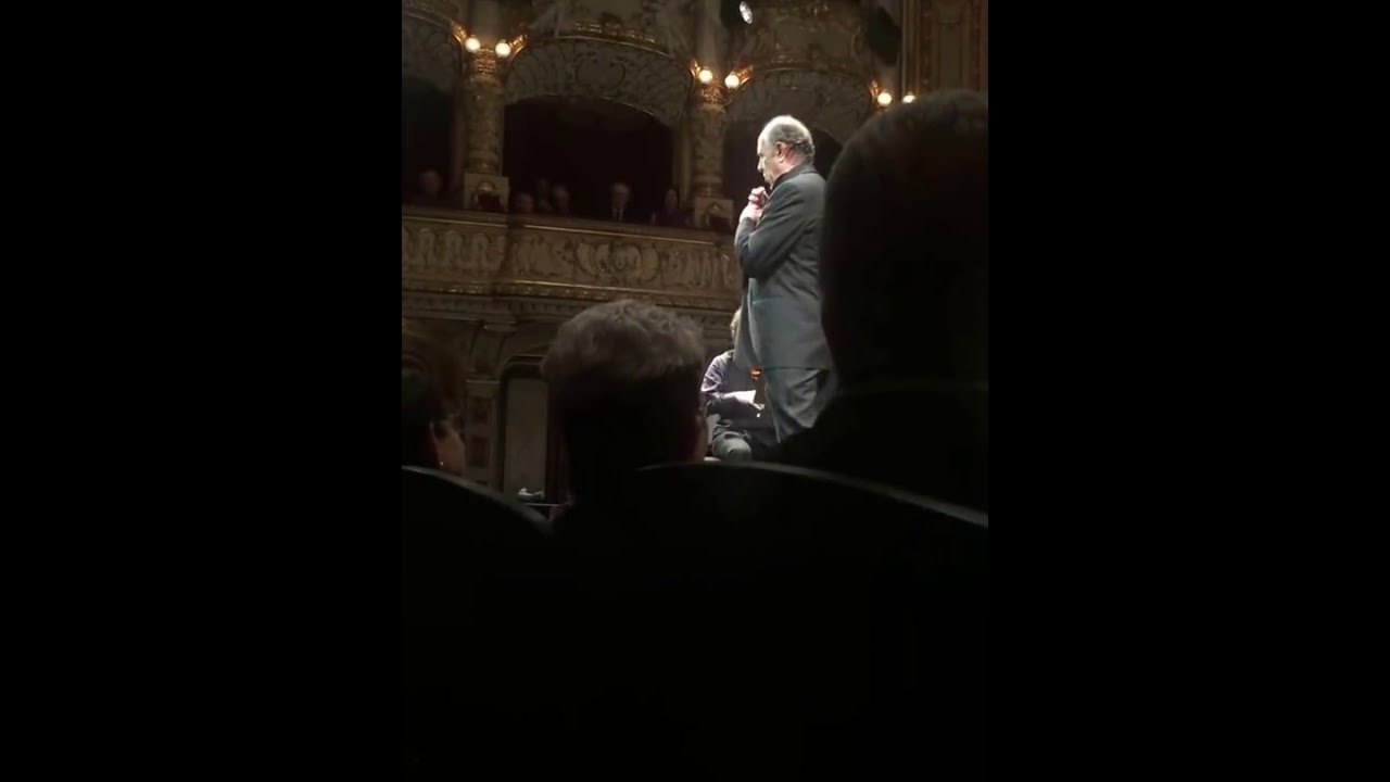 Leo Nucci Largo al factotum from Il Barbiere di Siviglia at Opernhaus Z&uuml;rich