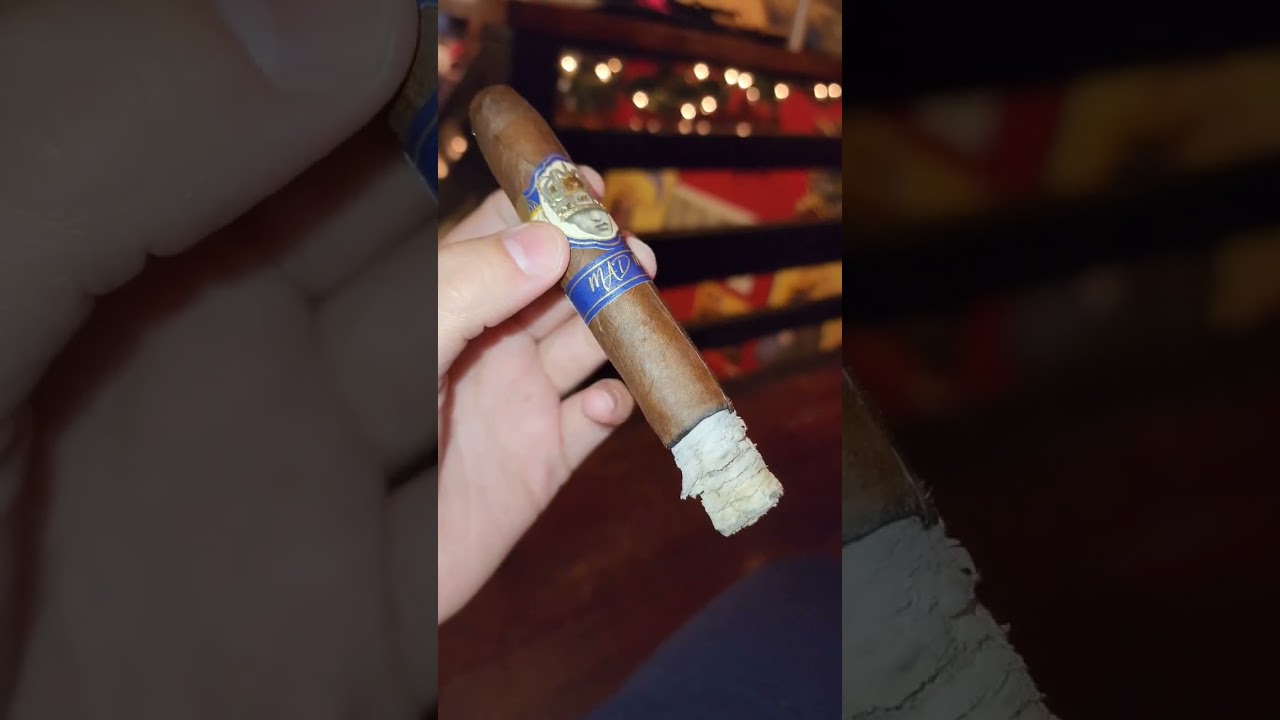 BEST Caldwell Cigar!! #MadMofo #Cigars #CigarLife #Shorts #Caldwell #Boutique #CigarAficionado #Fyp