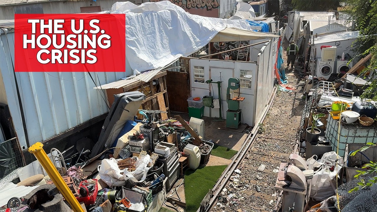 No Homes, No Hope: Americans Are Building Breakaway Villages 