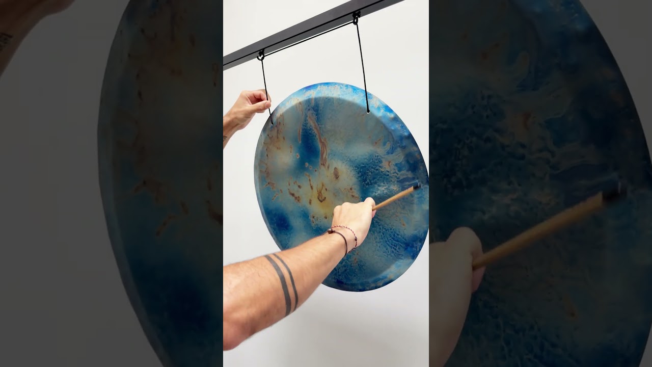 Grotta Sonora &bull; Titanium Blue Cosmo &bull; 24&Prime;/60 cm