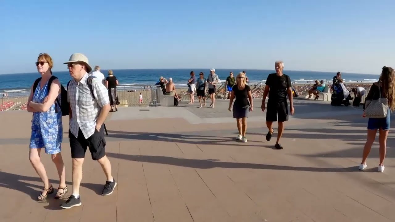 Walking in Maspalomas, Gran Canaria