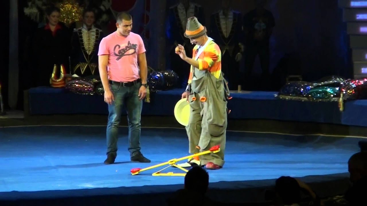 Russian Clown represented by : Int.Show Productions BV
