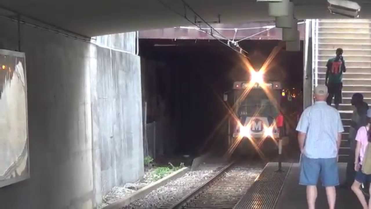 St. Louis Metrolink: Eastbound Blue Line at Union Station