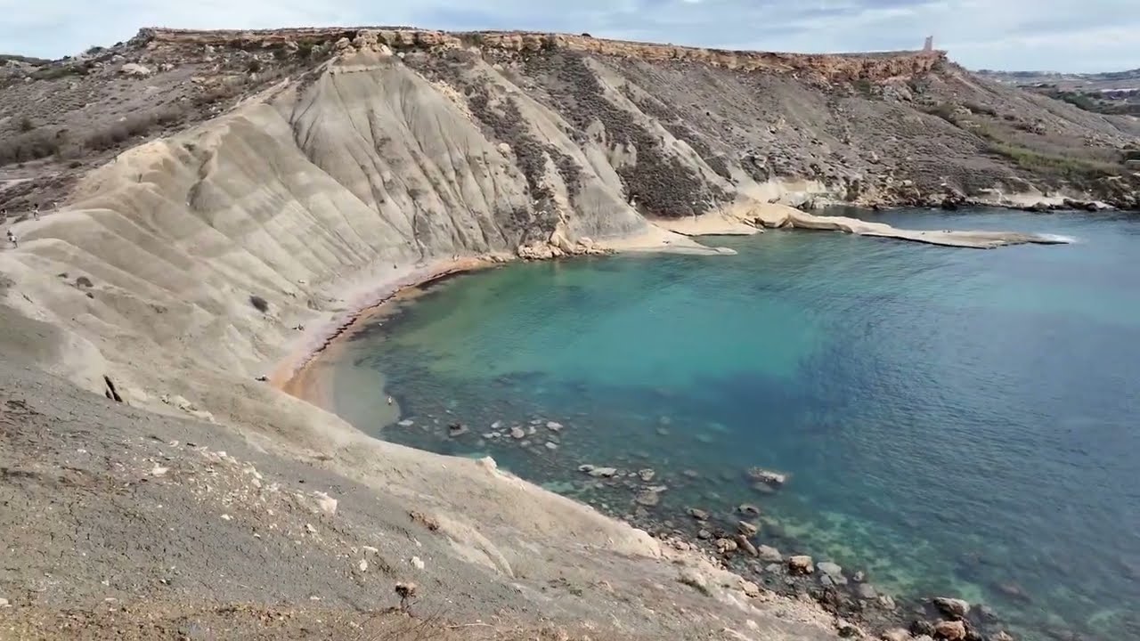 Hiking Ghajn Tuffieha, Malta
