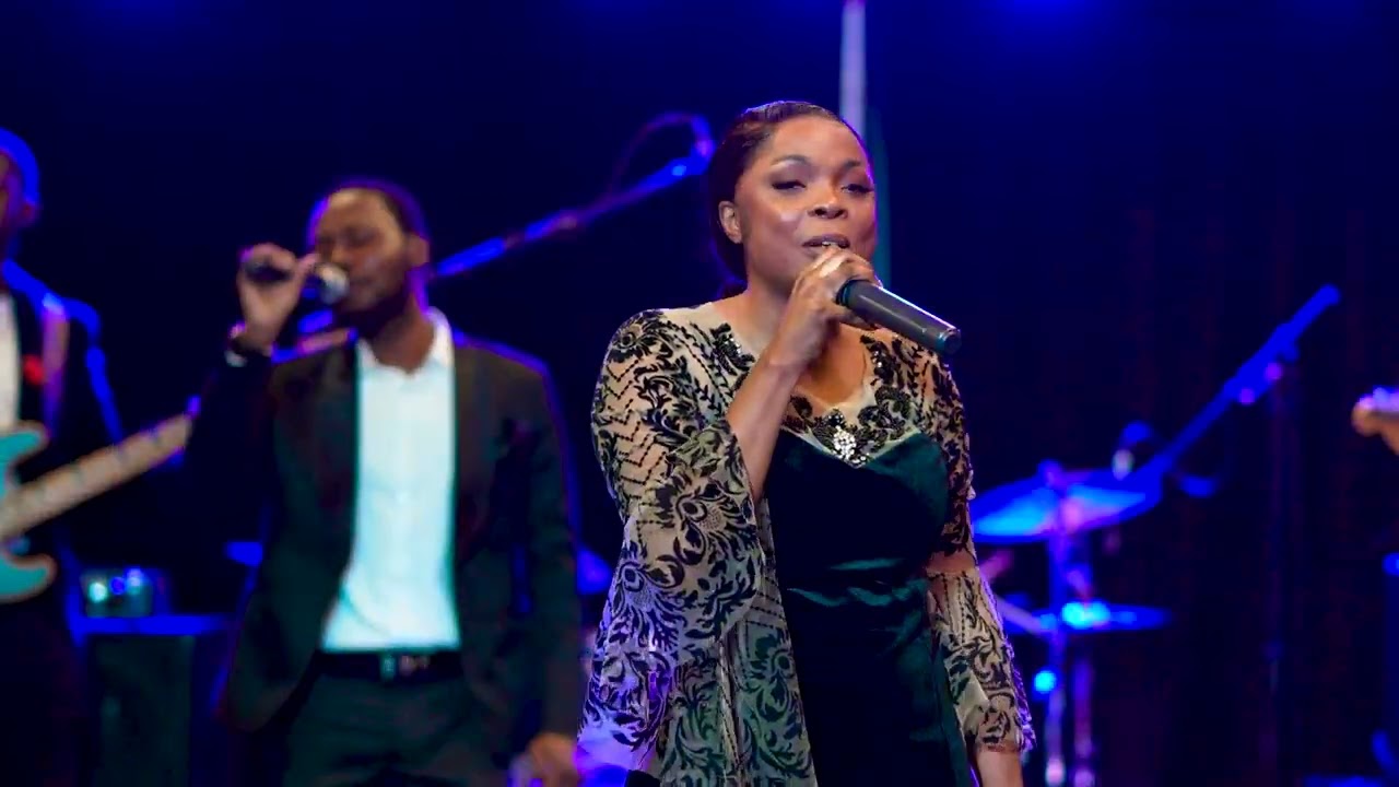 NAISSENE MULENDA (CELEBRATION ELEMBO) MEDLEY Feat Fr LANDRY MONGALI