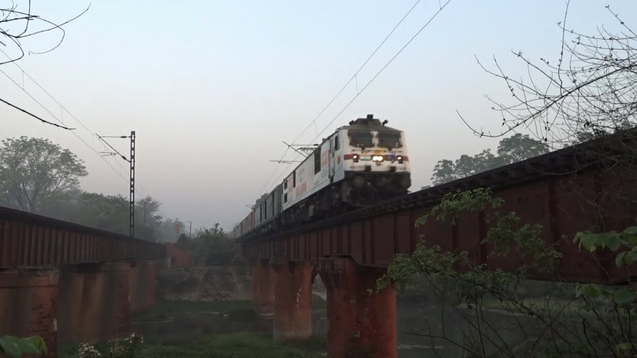 High Speed Train Action feat. RAJDHANI || AC SF || LUCKNOW MAIL etc.