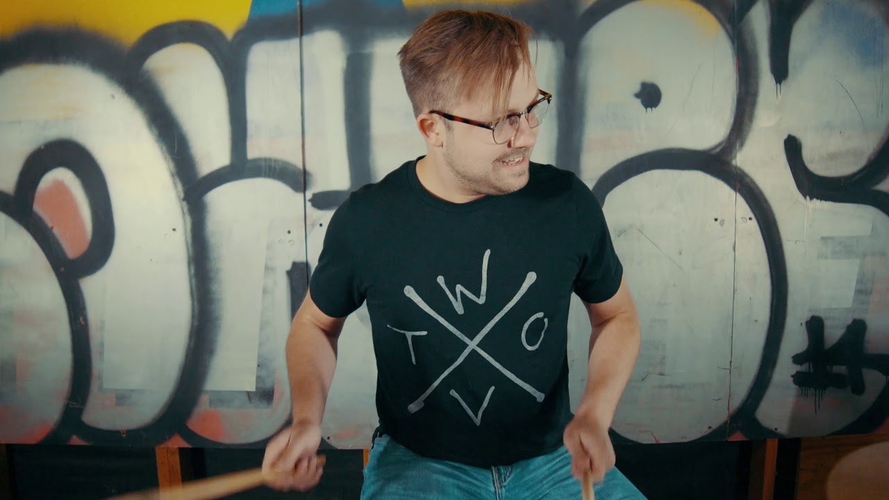 War On TV - Komm (Official Music Video)