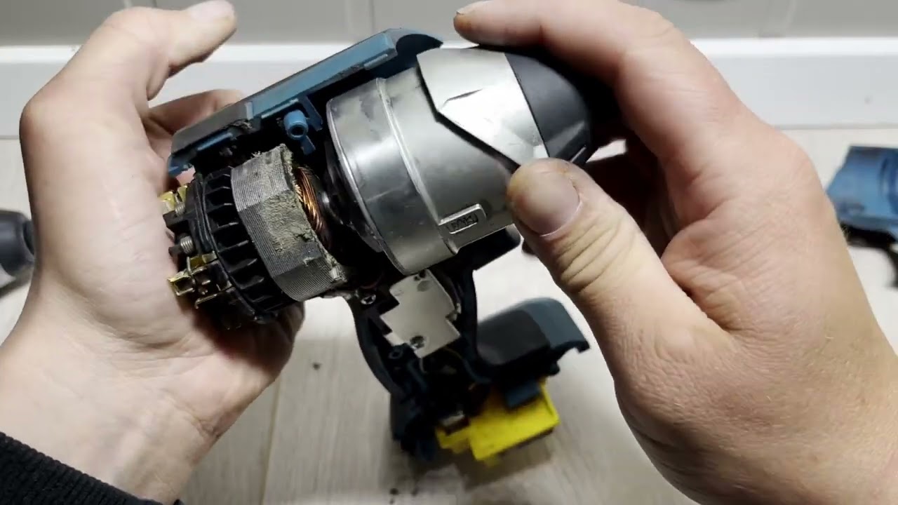 Teardown and internal comparison, Makita DTD 155 vs Makita DTD 153