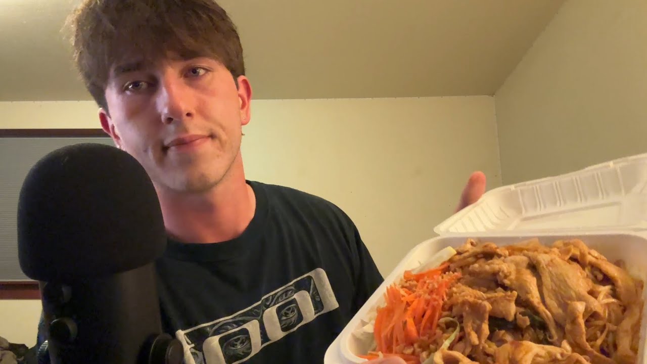 ASMR eating thai food