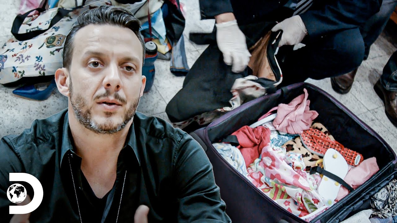 Policial sul-africana é presa por narcotráfico | Aeroporto - Área Restrita | Discovery Brasil