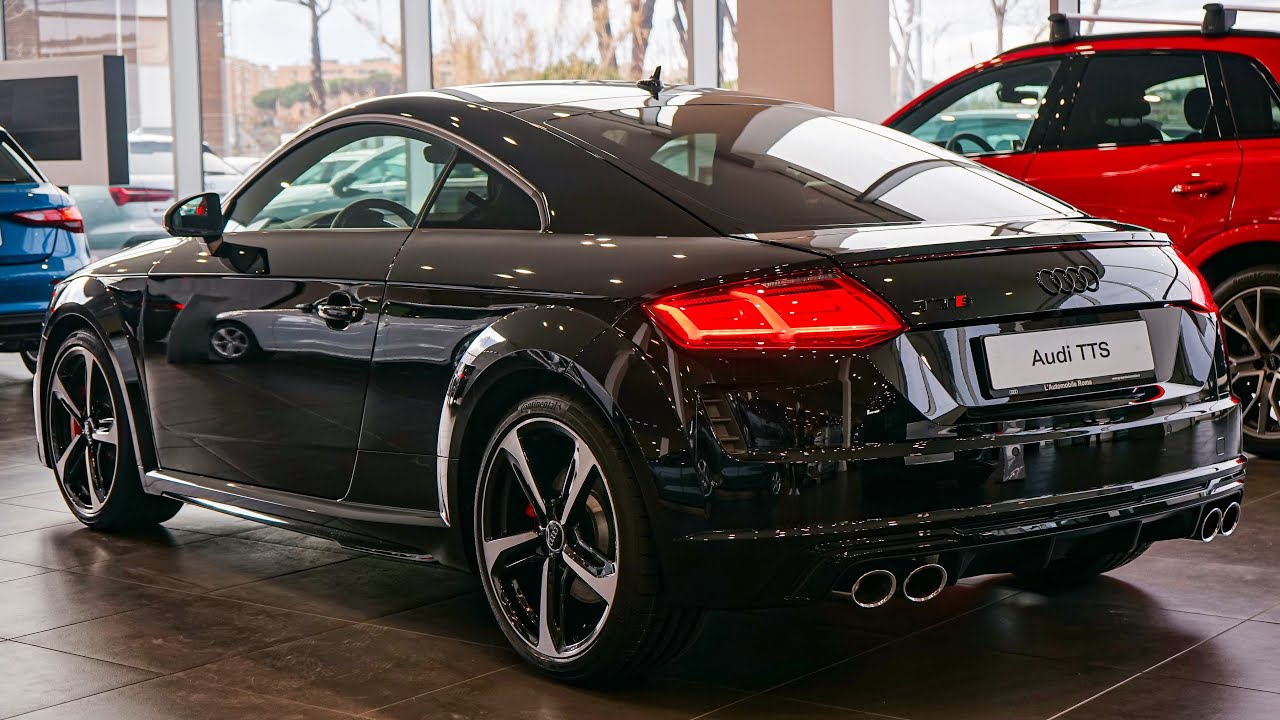 2023 Audi TTS Coupé (320hp) - Interior and Exterior Details